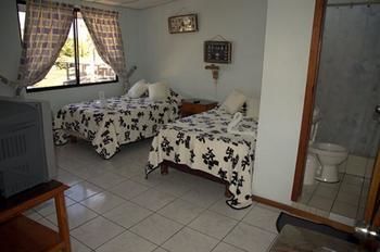 Hotel Salinas Puerto Ayora  Bagian luar foto